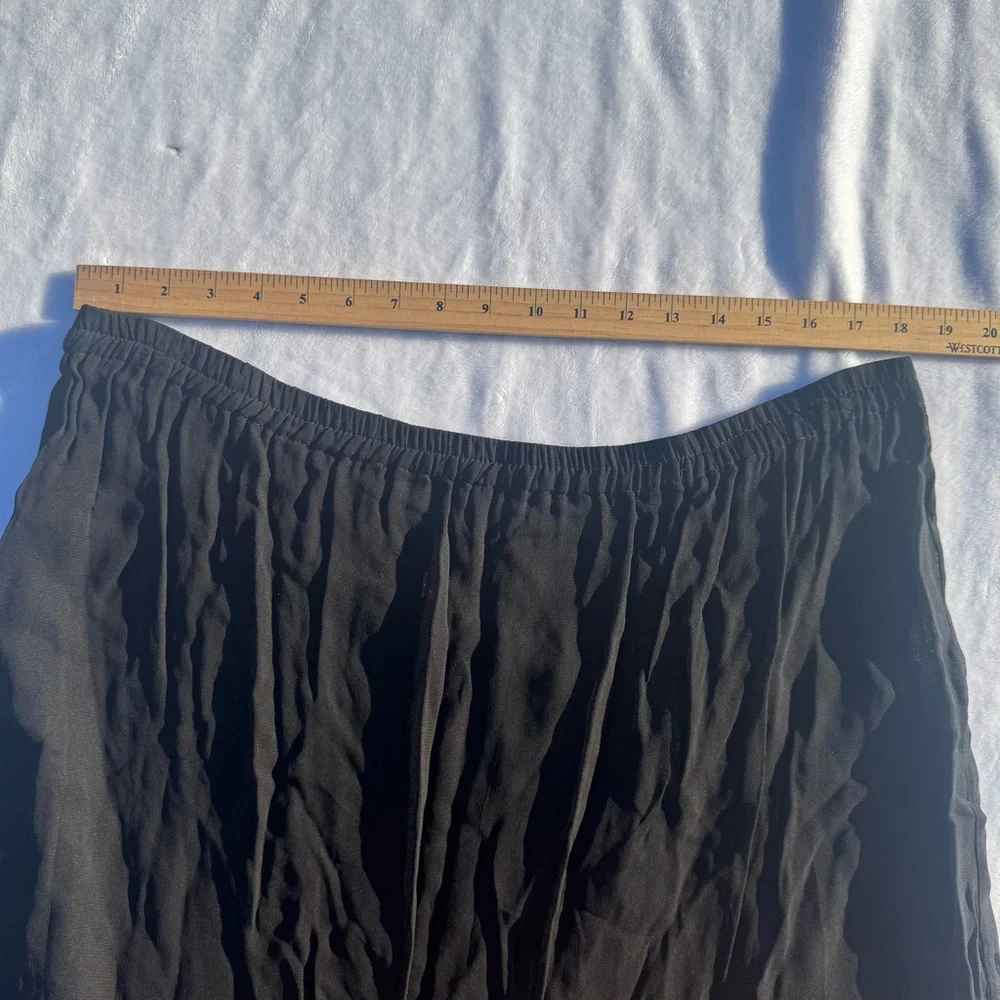 Vintage 90s Black grunge flowy midi fairy skirt with gold floral details - Picture 5 of 7